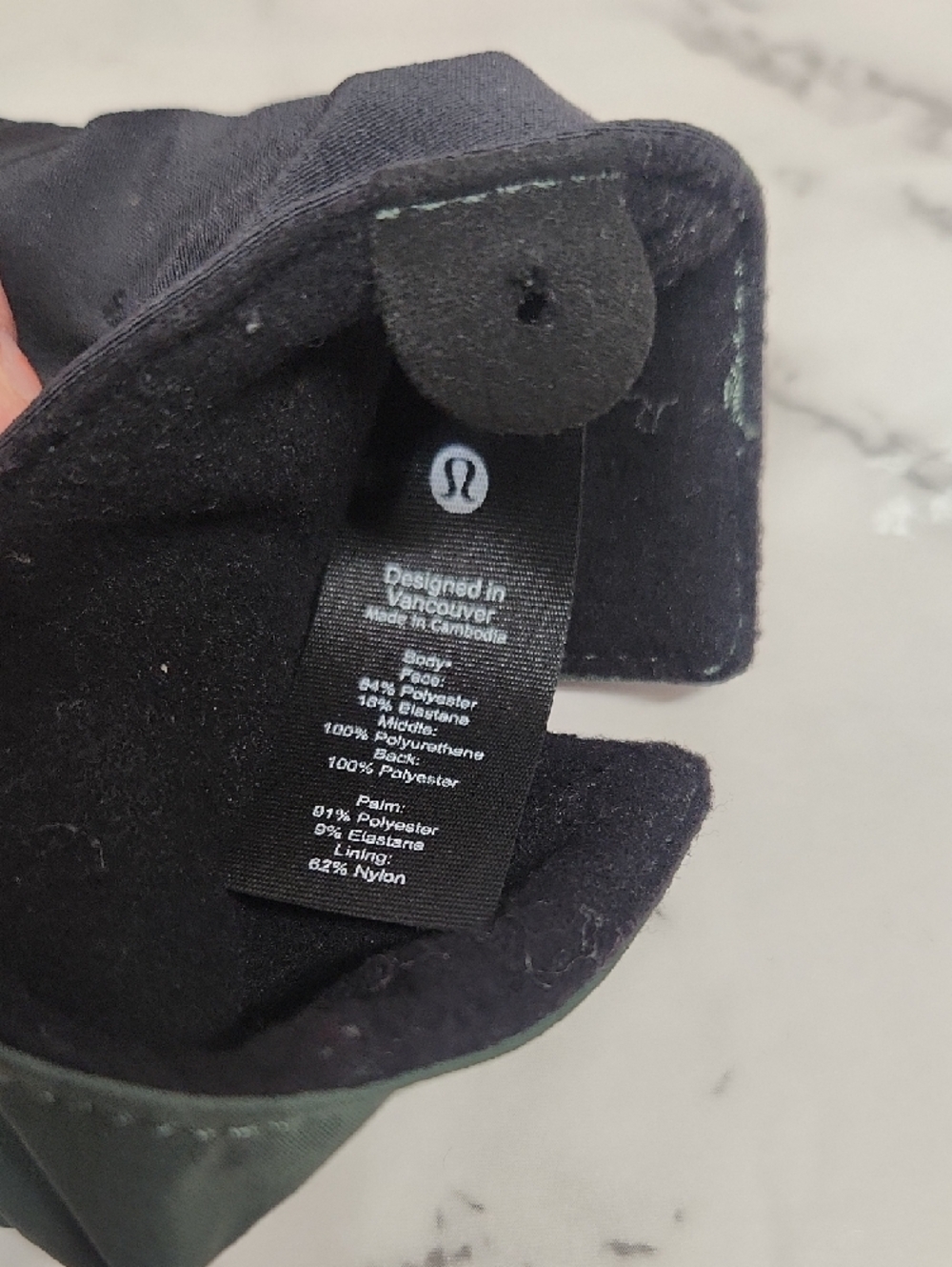 lululemon athletica Women's Olive Green Insulated Gloves - Picture 2 of 6